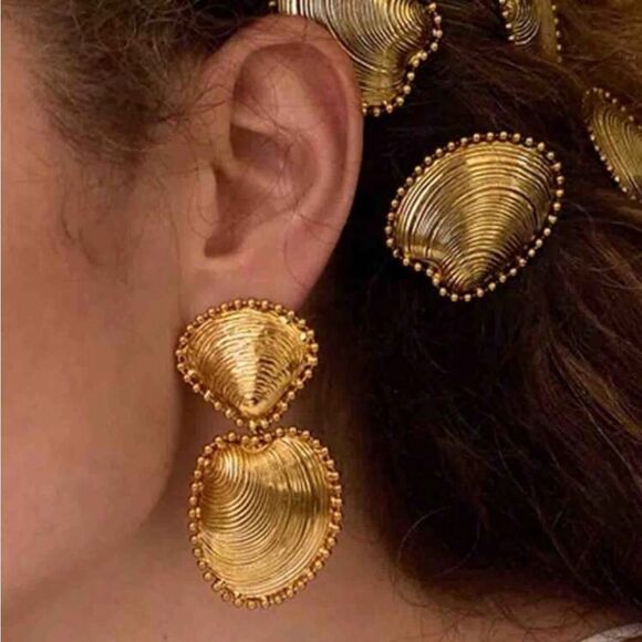 Gold shell Teardrop Earrings N1047 - Picture 1 of 4